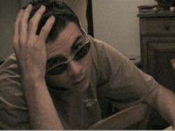 25_heures_poker_participants_Brice.jpg (7993 octets)