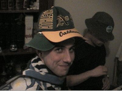 casquette_des_aces_d_ockland.jpg (20370 octets)