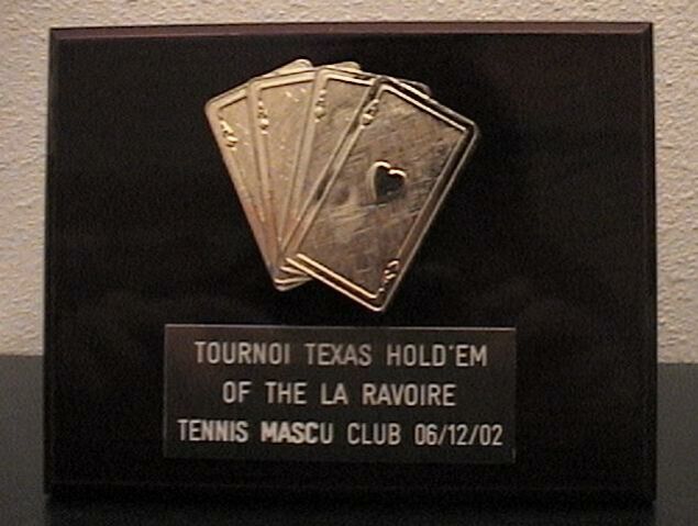 Trophe_tournoi_poker_06_12_2002.jpg (47605 octets)