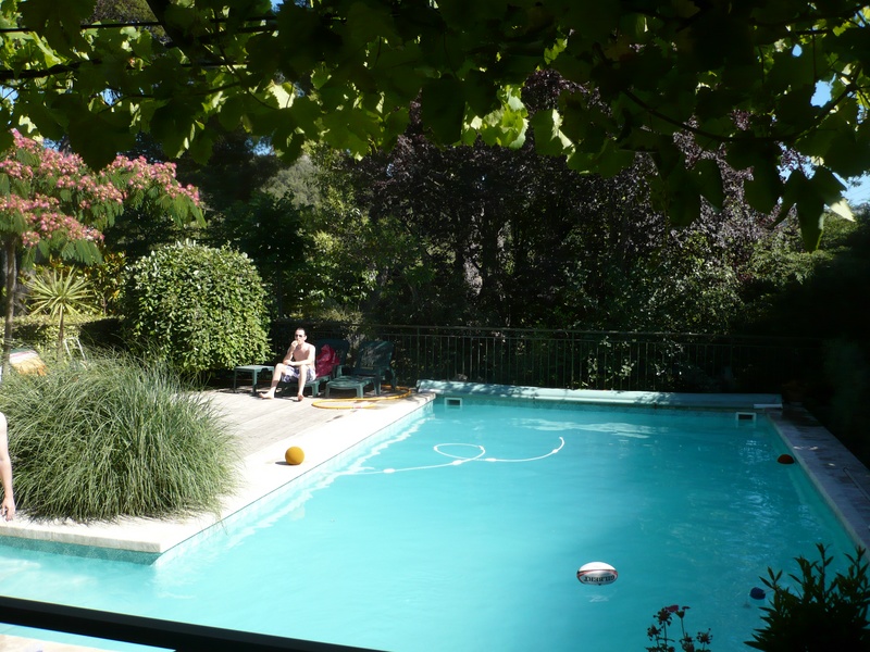 piscine_02.JPG (256883 octets)