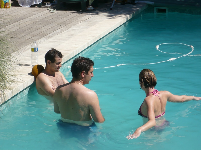 piscine_07.JPG (175575 octets)