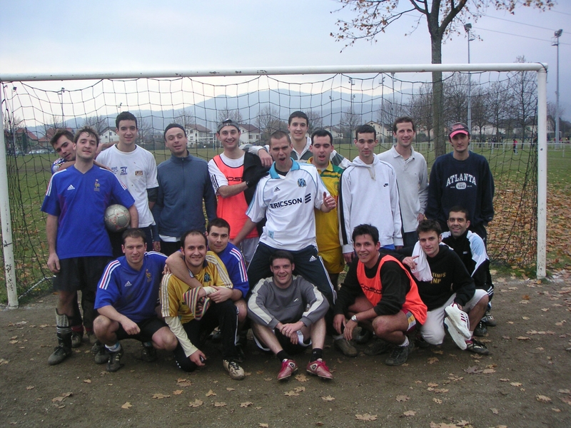 2004_12_03_La_Motte_Servolex_poker_012.jpg (507791 octets)