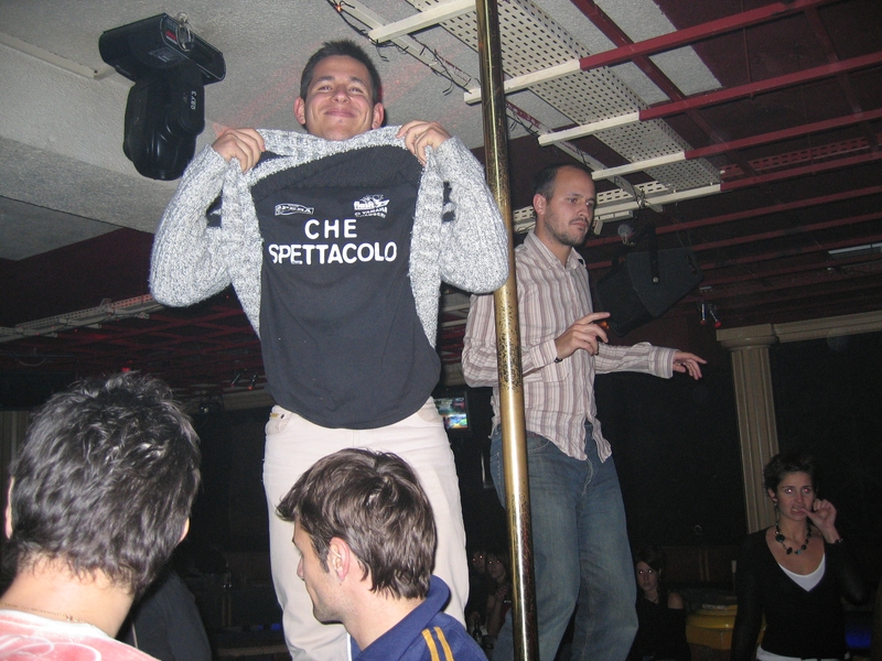 2005_11_25_Saint_Alban_weekend_poker_125.JPG (421930 octets)