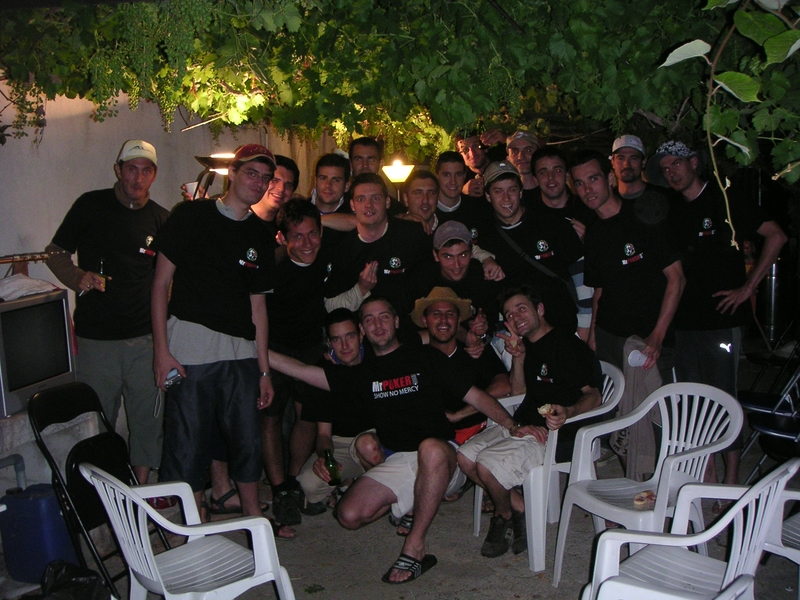 2006_06_23_Marseille_poker_197.jpg (473701 octets)