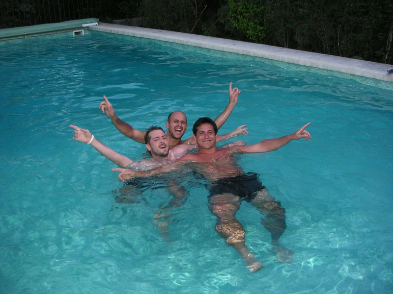 2007_07_07_Marseille_bbacf_250.jpg (456845 octets)