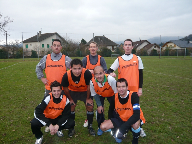 2007_11_23_Chambery_weekend_poker_092.jpg (435143 octets)