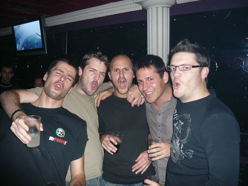 2007_11_23_Chambery_weekend_poker_133.jpg (385702 octets)