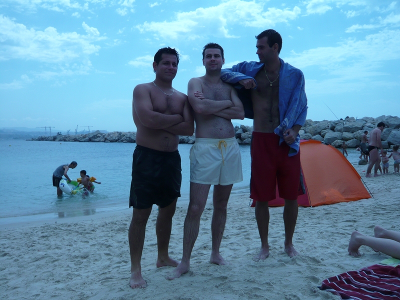 2008_07_04_Marseille_bbacf_plage_01.JPG (387820 octets)