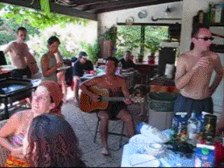 Pascal_guitare_3.GIF (3843929 octets)