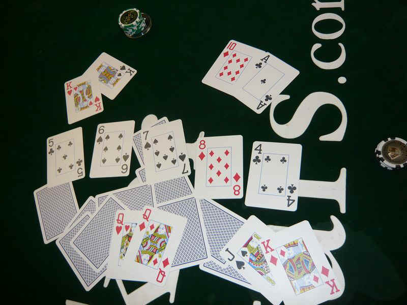 2008_03_23_Barberaz_poker_019.jpg (102159 octets)